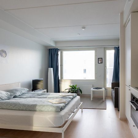 Easy Stay Rooms & Apartments Near Airport Vanda Eksteriør bilde