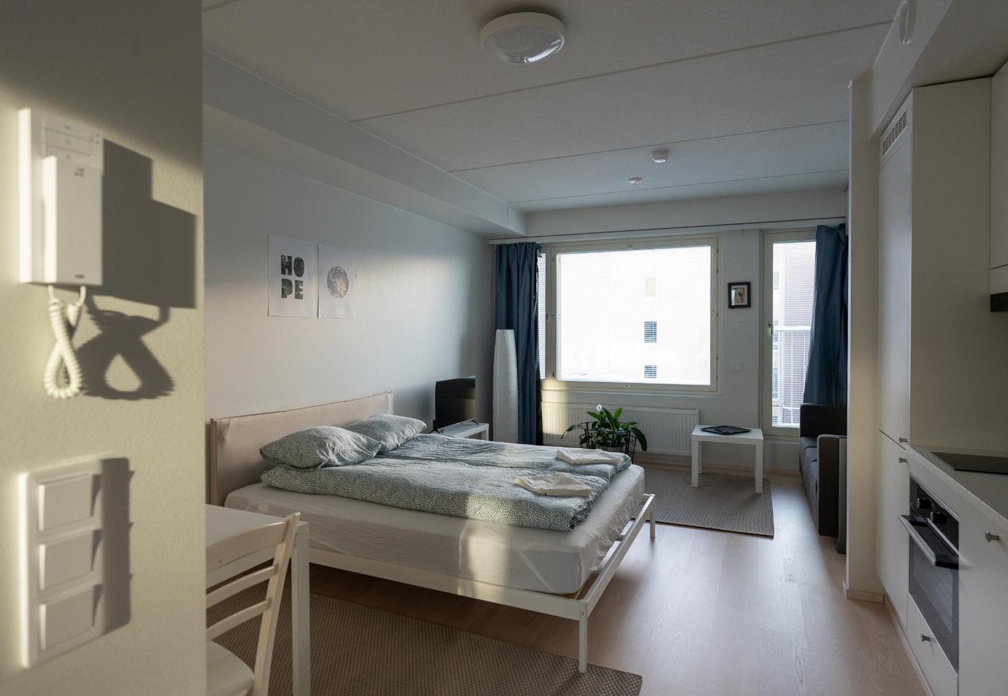 Easy Stay Rooms & Apartments Near Airport Vanda Eksteriør bilde